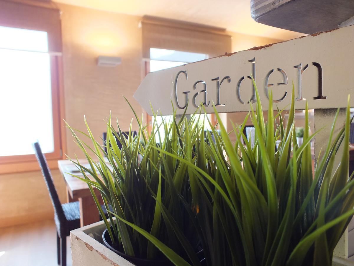 לינה וארוחת בוקר אנפו Garden View מראה חיצוני תמונה